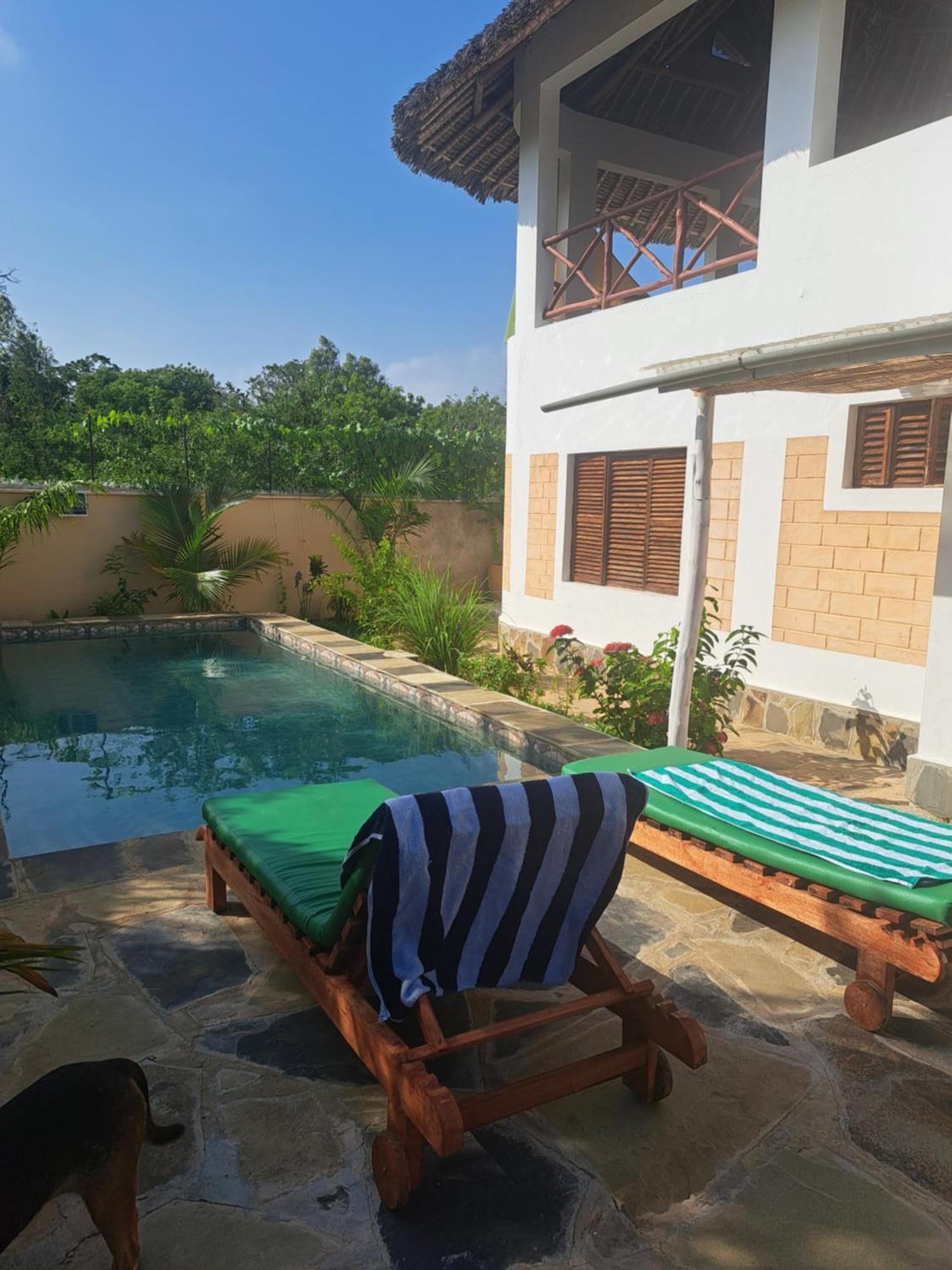 Diani Yoga Barn Acomodação com café da manhã Ukunda Exterior foto